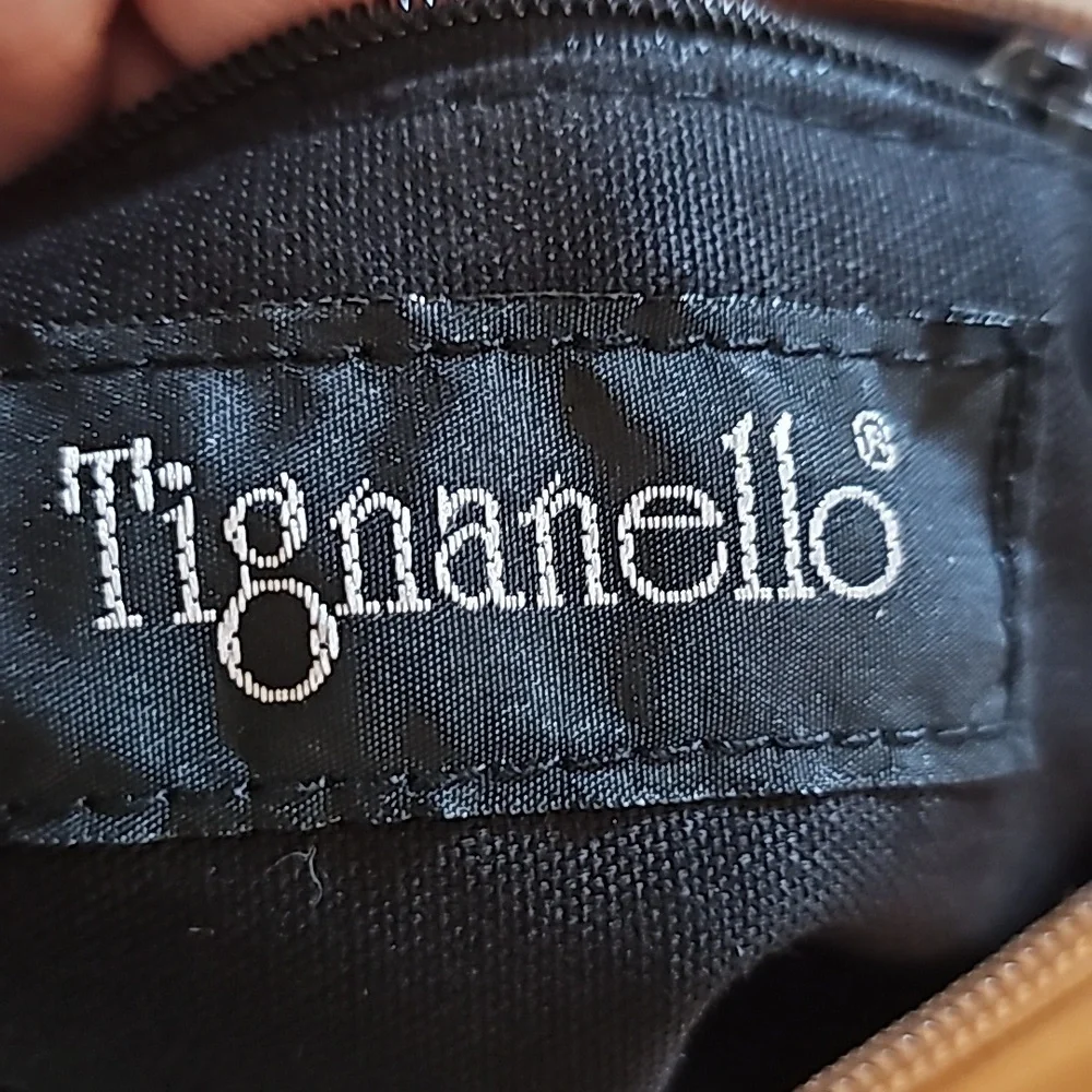 Tignanello Beige Mini Satchel🦚🦚🦚